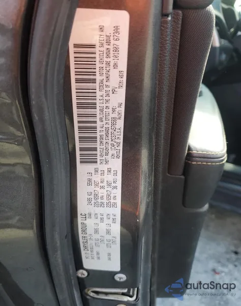 2015 Jeep Cherokee Latitude z USA, uszkodzony, nr VIN 1C4PJMCS7FW578568